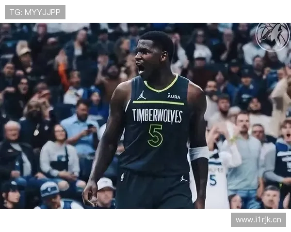 爱德华兹关键攻防主宰全场胜局 爱德华兹关键攻防主宰全场胜局