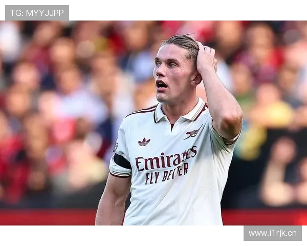 哲凯赖什赛后拥抱球员鼓励冲冠